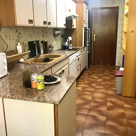 Maresto Apartment *
